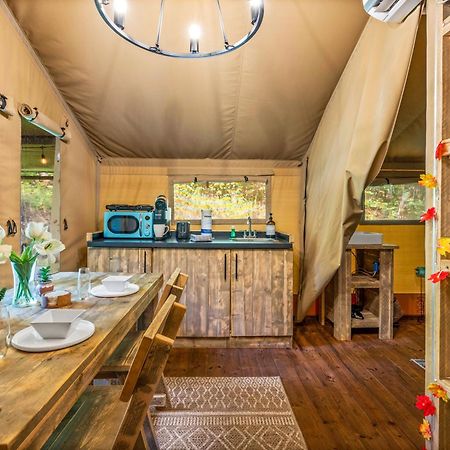 Firefly Season Glamping Hotel Sevierville Exterior photo