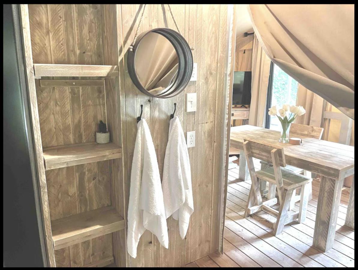 Firefly Season Glamping Hotel Sevierville Exterior photo
